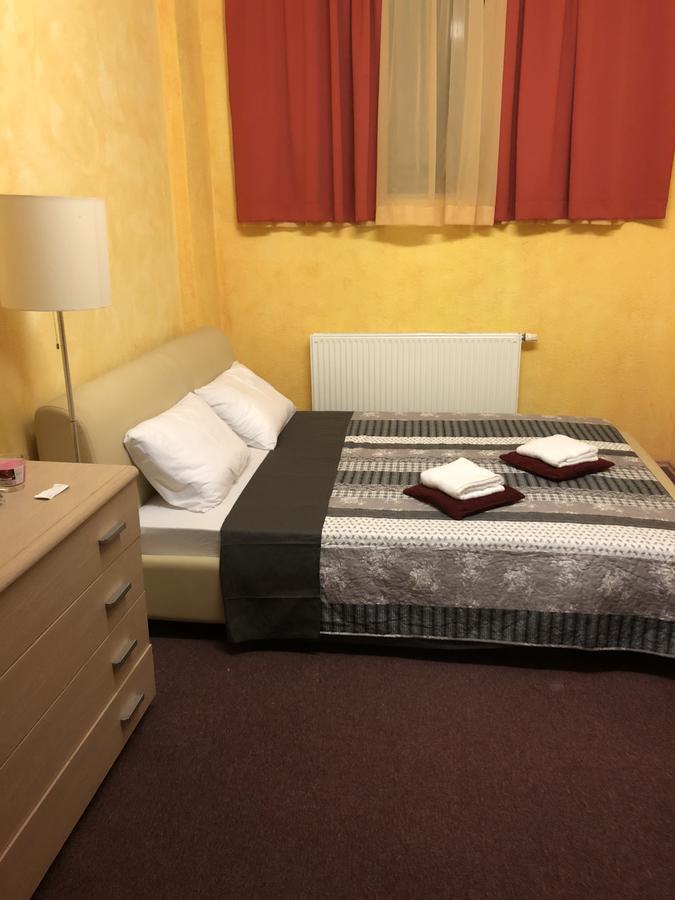 Motel Sofia Сезана Экстерьер фото
